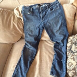 MOTHER The Looker Crop jean in Another Time Around